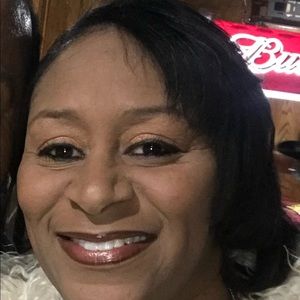 Meet your Posher, Joye